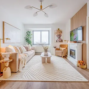 Skyline Spectacle Modern Designer Studio With Panoramic Nyc Views New York